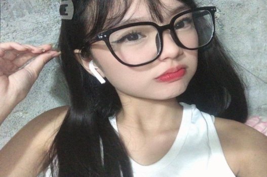 sex sướng nhất Ngắm bờ mông to tròn của mẹ ruột đang tắm